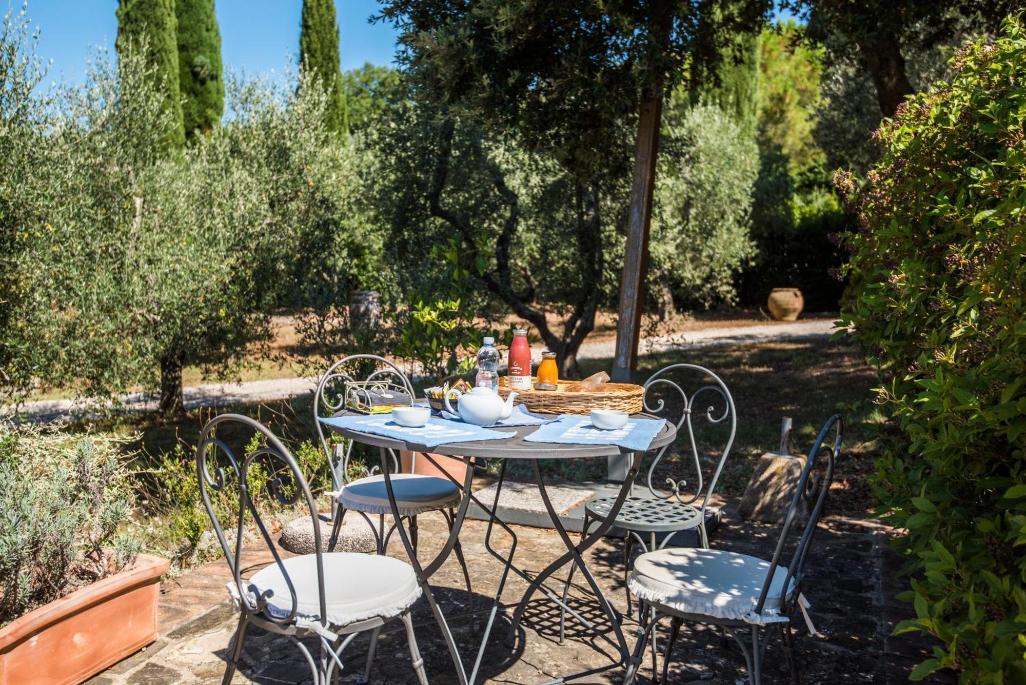 מונטלצ'ינו Ginepro Apartment Podere Giardino מראה חיצוני תמונה